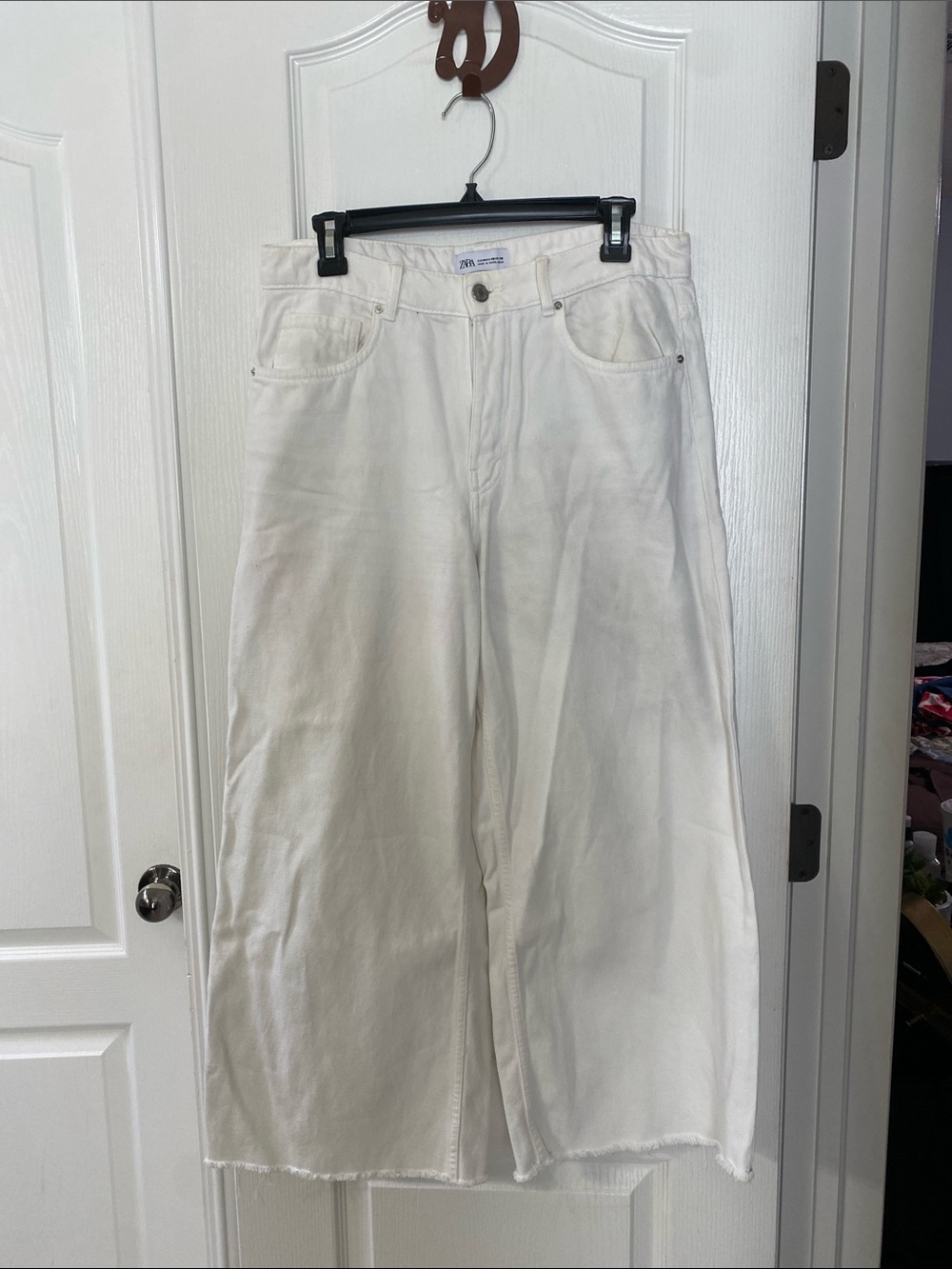 Zara Cream Wide-Leg Jeans
